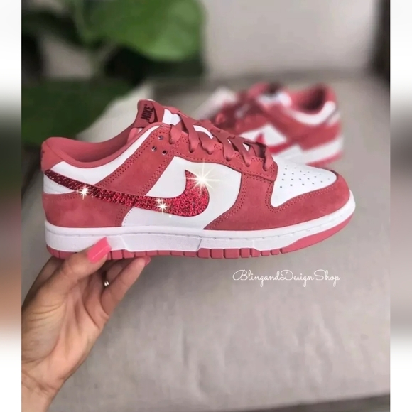Bling Nike Dunk Low Valentines Day 2024 Pink Sneakers custom with Red Crystals - Picture 1 of 10